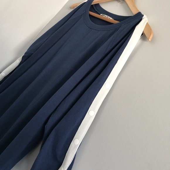 Pam & Gela Cold Shoulder Lace Up Back Dress NWT - Picture 5 of 8